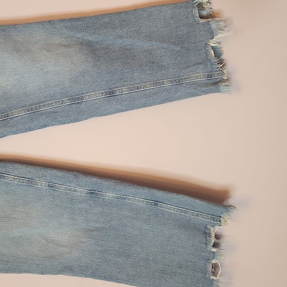FP WE THE FREE Straight Leg Raw Hem Jeans, size 27 - Picture 3 of 13
